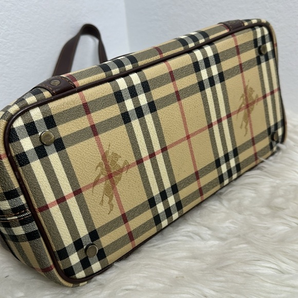 💯 Authentic BURBERRY  Haymarket Check Buckle Satchel Bag🍀 - Picture 16 of 17